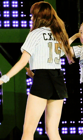 [禁二]程潇/cheng xiao,1998年7月15日出生于广东深圳,毕业于深圳艺术