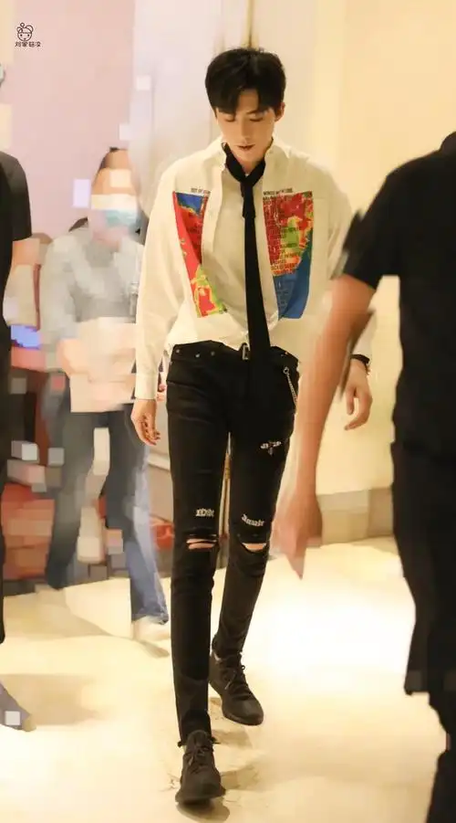 来一个刘宇宁的腿楼吧