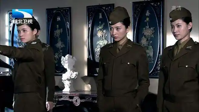 黎明前的抉择:张伯为给左少报案-影视综视频-搜狐视频