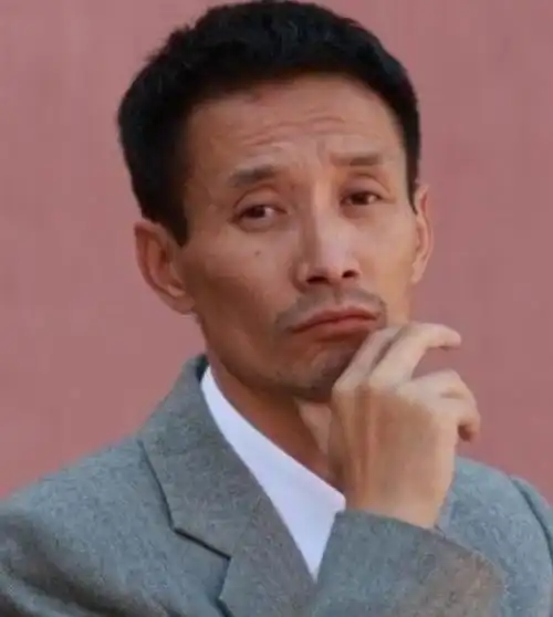 回顾田小洁其貌不扬干过修车工离过婚却娶到江珊到底有何魅力