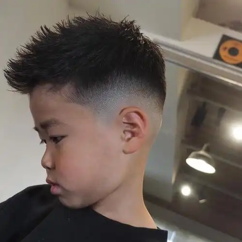 新时尚小男孩发型来了,这几种真不赖,有儿子快快收藏吧|寸头|染发