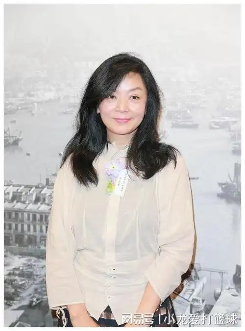 演员陈玉莲:刘德华爱而不得,周润发曾为她自杀,61岁带发修行