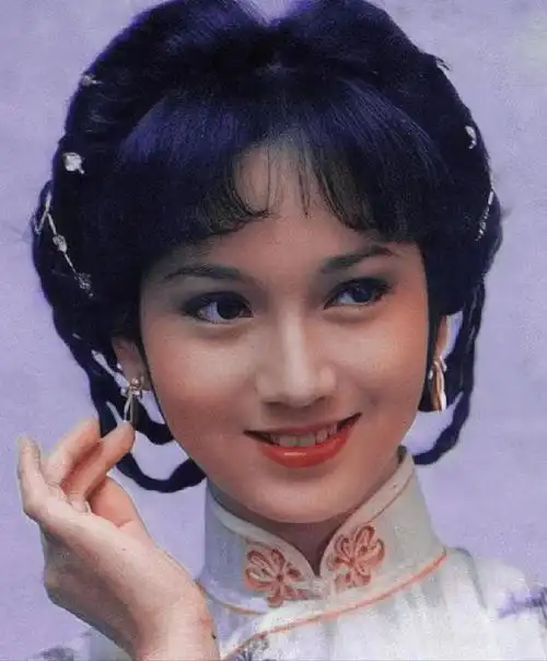 女明星素颜照曝光不老女神赵雅芝也难逃岁月张柏芝满脸雀斑