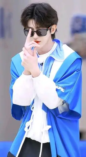 蔡徐坤帅气图集