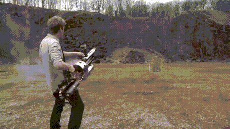 机枪开枪爆炸冒烟gif动图_动态图_表情包下载_soogif