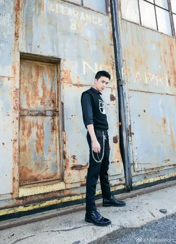 昊磊这几张是什么长腿line电影组合!