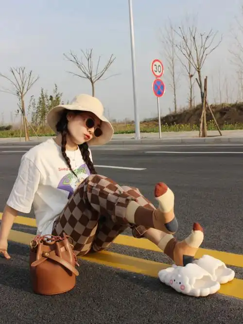 感觉自己踩在云朵棉花糖上78