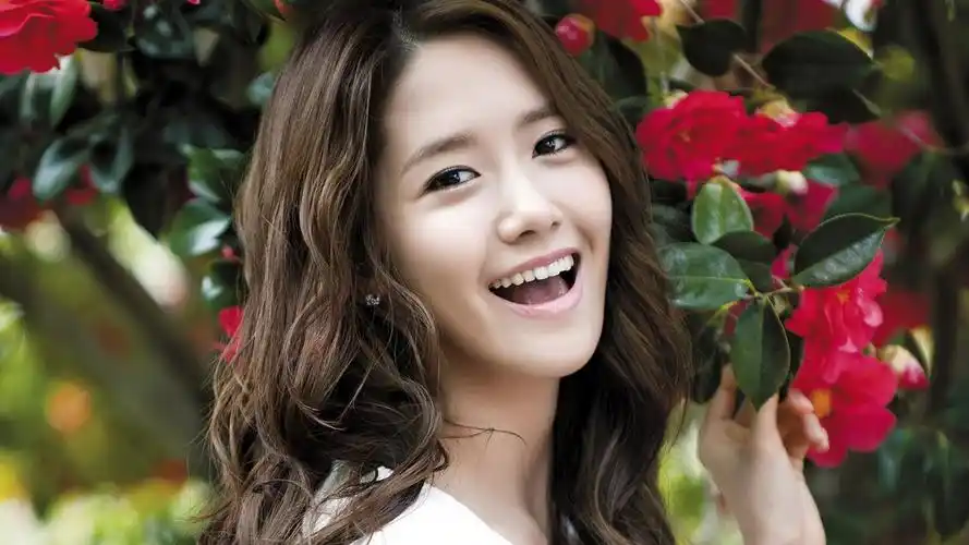 一只小美呀元气壁纸>电脑静态壁纸>电脑明星静态壁纸>日韩明星 林允儿