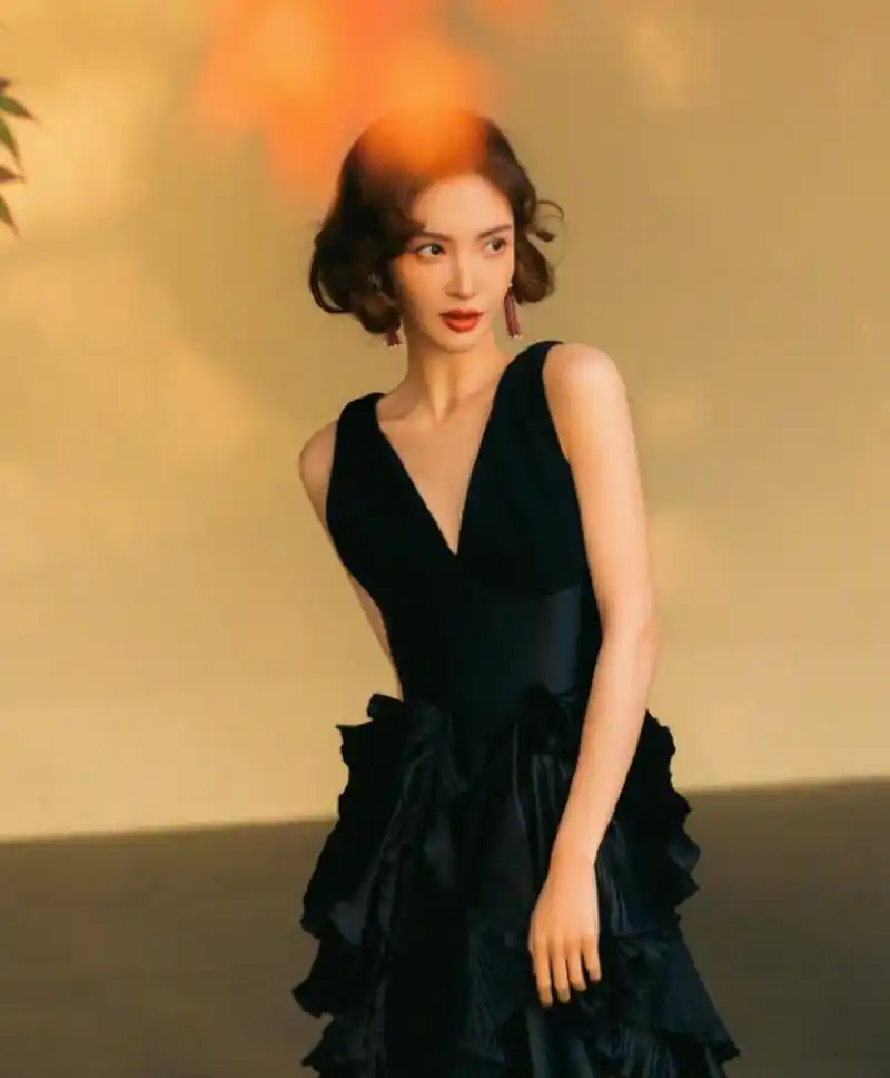 短发的金晨,妥妥的冷艳女神范儿