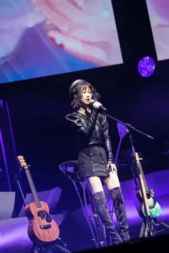 谢春花花乐时演唱会落幕大玩改编即兴哼唱俏皮可爱