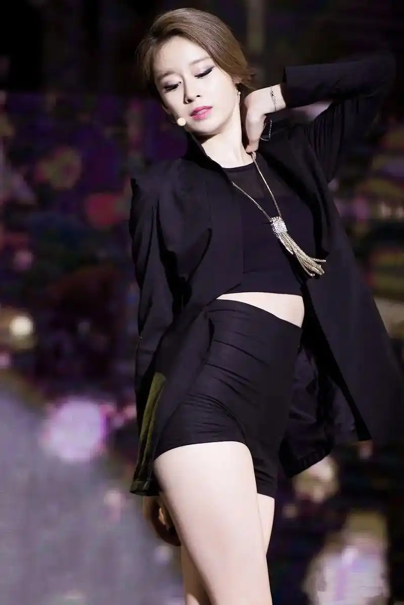 朴智妍 #tara回归 #性感韩舞 韩国女歌手,演员,主持 - 抖音