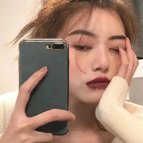 头像2020独一无二 相关标签 美女车模漂亮图片微信美女漂亮气质独特三