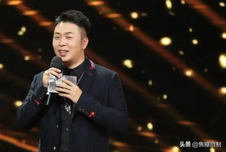 沈梦辰毕业后签约湖南卫视,而此时杜海涛已是湖南卫视著名主持人,明显