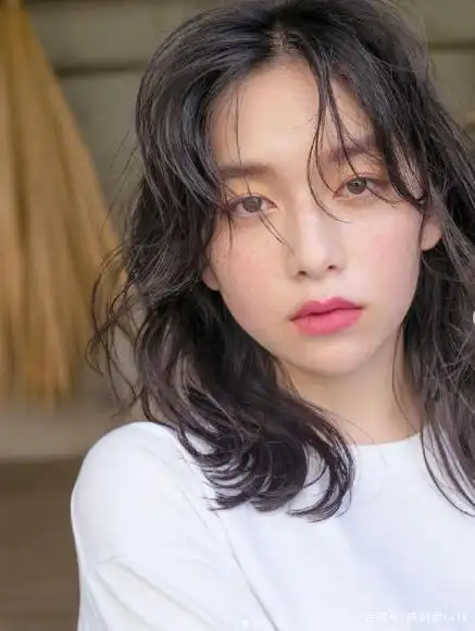 2021下半年日系刘海趋势!温柔微旁分,大人感流线型,夏日好清新