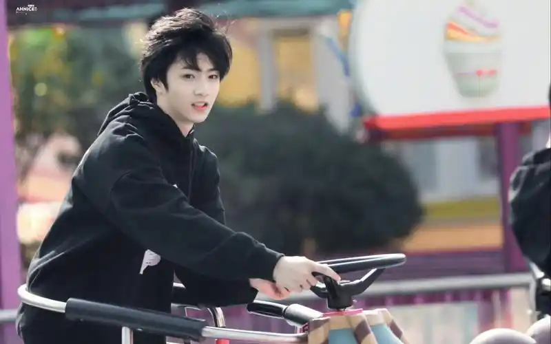 时代少年团 刘耀文 超a舞担 18楼金瓜 刘耀文 眼神杀