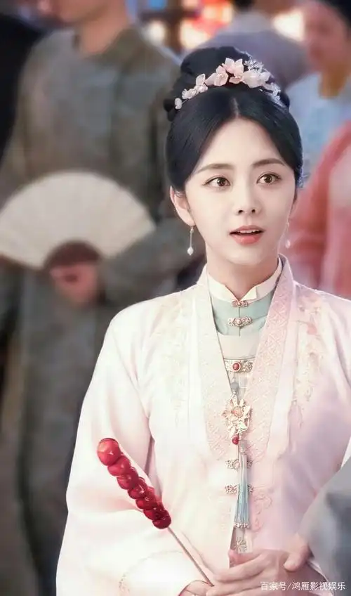 《锦心似玉》剧照曝光!谭松韵眼神聚焦钟汉良,cp感满满!