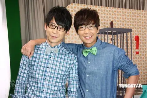 图文品冠与冠佑合拍mv冠佑与品冠好兄弟