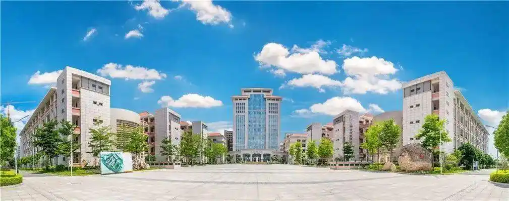 泉州五中2022级初一新生报到入学须知