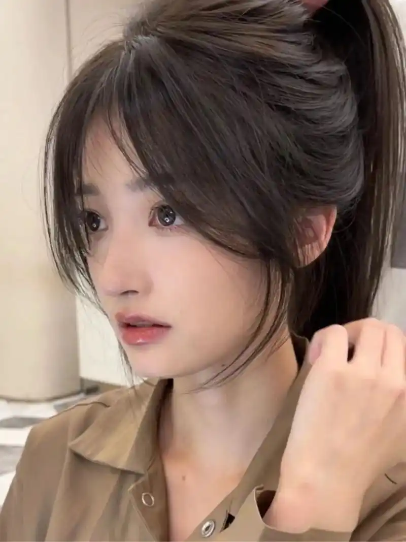 法找八字刘海 法式八字刘海减龄瘦脸又超有气质 韩式修容发型,分享给