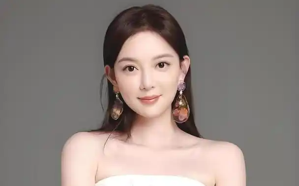 16人自荐踢馆《歌手2024》,陈翔被嘲,曾一鸣又报名,选秀歌手多