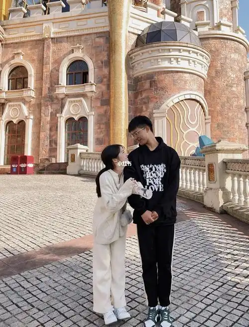 163&186身高差情侣氛围感照07