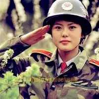 英姿飒爽的漂亮女兵头像,美女头像图片