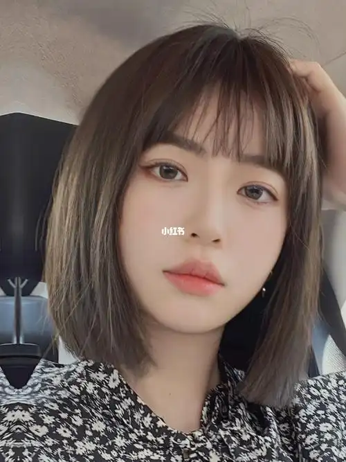 2022最火韩式蓬松少女感短发超级显白发色