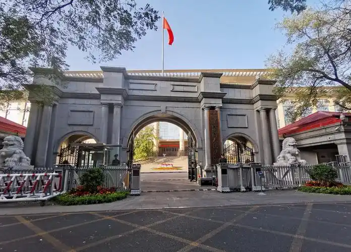 以案说法最高人民法院审理并直播宁波民企案庭审全过程用以普法教育