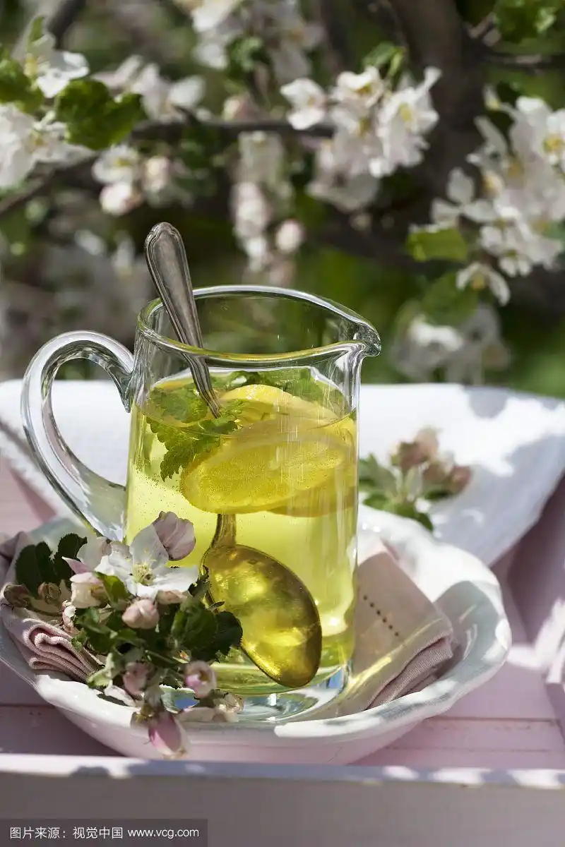 柠檬香茶在玻璃壶