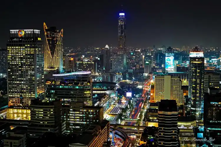 居高临下 曼谷5大之最 天台酒吧