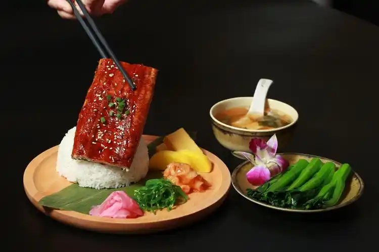 金麟鳍·创意手握寿司