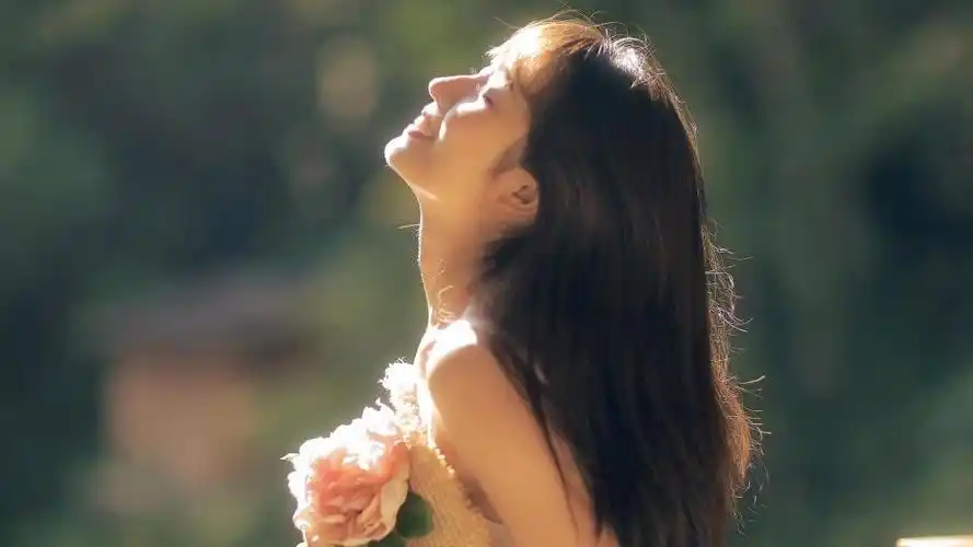 小仙女唯美动人写真,高清壁纸图片,清纯美女-回车桌面