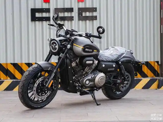 实测奔达 金吉拉300,造型运动,配备300cc的v型水冷双缸发动机_车家号_