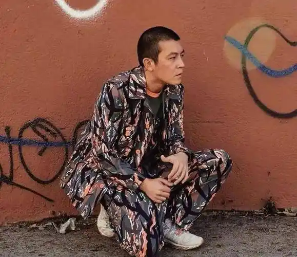 原创回顾陈冠希为女儿庆5岁生日满眼是女儿太宠溺妻子脚丫是亮点