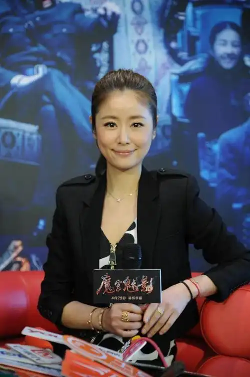 林心如这状态真不像40多岁,哪怕"腿型"不好看,也照样很美