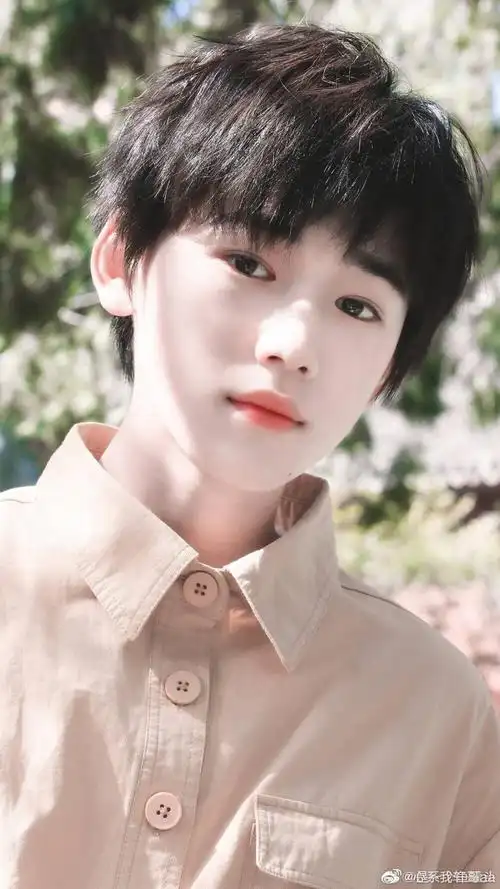 宋亚轩可爱宝贝cr.logo 微博