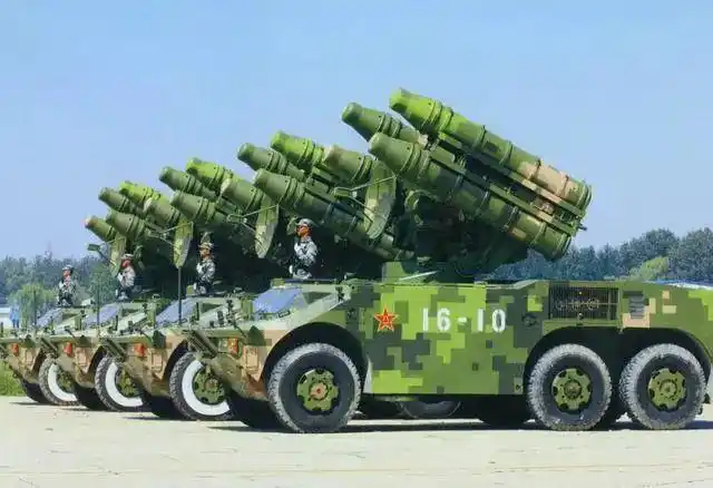 中国陆军装备红旗17导弹原来的红旗7又该怎么办