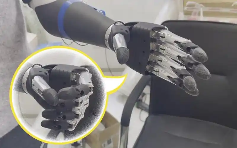 钛虎机器人 酷手·智能仿生手(肌电假肢) 第一弹 测试进行中