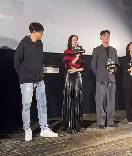 张钧甯听到粉丝喊老公的反应