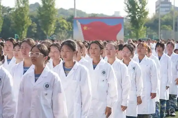 医学生除了当医生还有6种方式入编