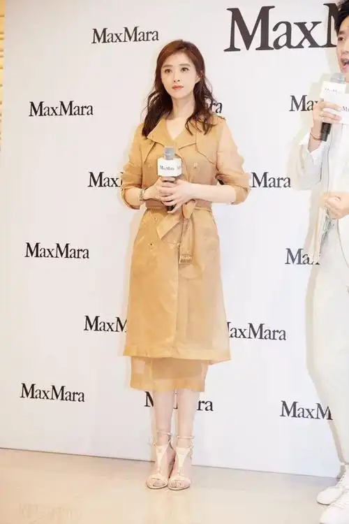 40岁的女人齐减肥除了贾玲蒋欣也减肥成功秒变女神