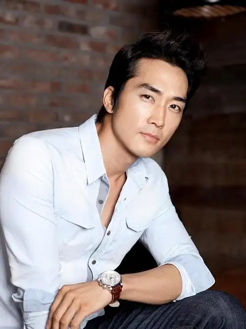 宋承宪近照大变样,脸肿成发面馒头撞脸郭冬临,还有些谢顶的迹象