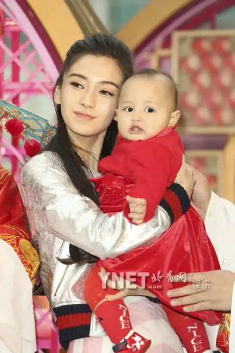 baby母爱泛滥喜欢孩子猴年想生一儿一女