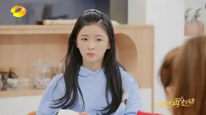 怦然再心动谈到异地恋的话题蔡蔡表示自己可以接受