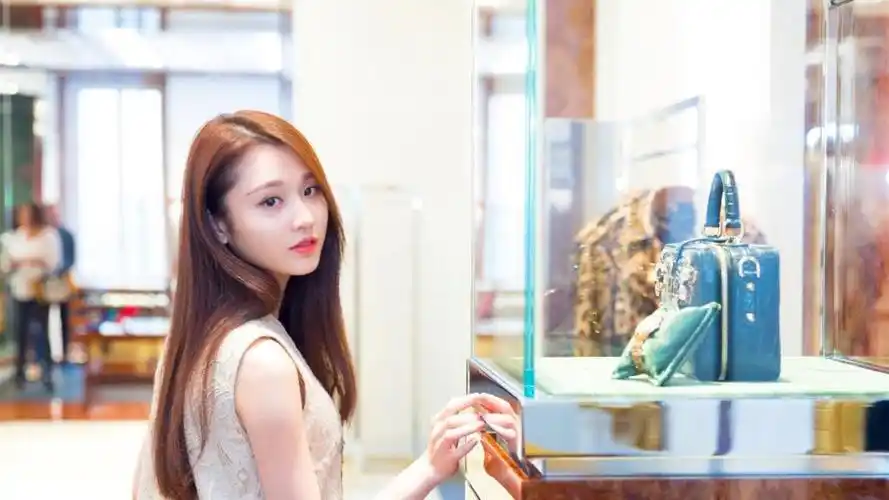 邻家女孩张慧雯清纯写真,高清壁纸图片,大陆明星-回车桌面