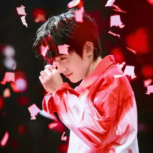 易烊千玺@瑰容-颜值爆表头像铺-话本小说网