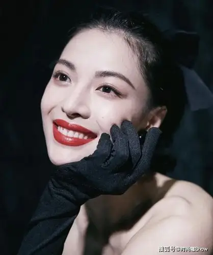 浓颜系长相简直太美了不管男生还是女生帅气又惊艳