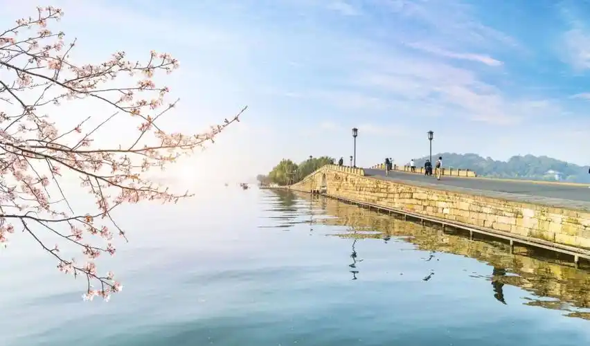 杭州西湖新十景介绍(西湖十景是哪十景)