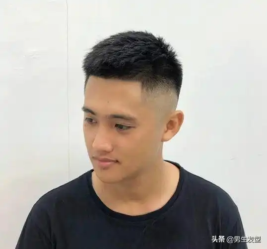 剪这4款帅气短发,你就是最靓的仔(男士发型图片短发短寸图) - 冷求网
