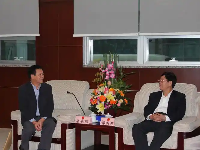 南山区人大常委会领导班子拜访市人大常委会领导